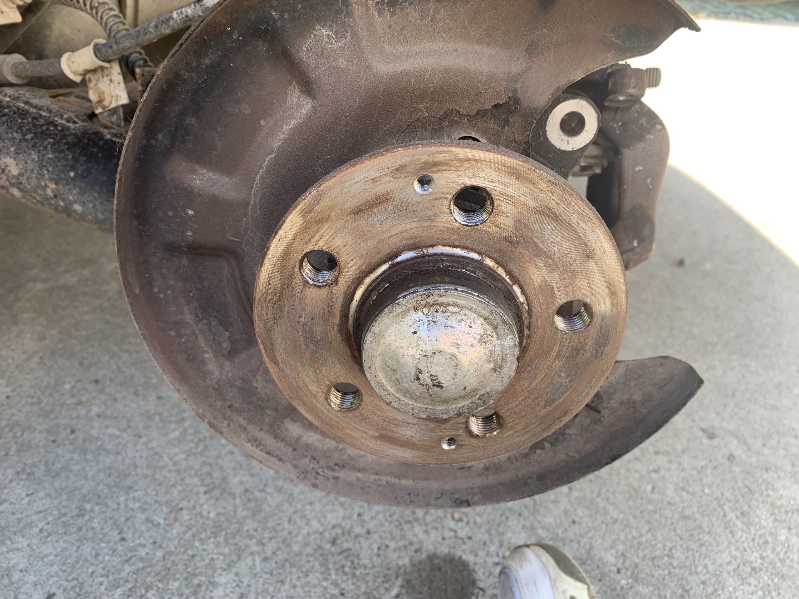 [补档]更换左右后轮轴承总成-荣威350