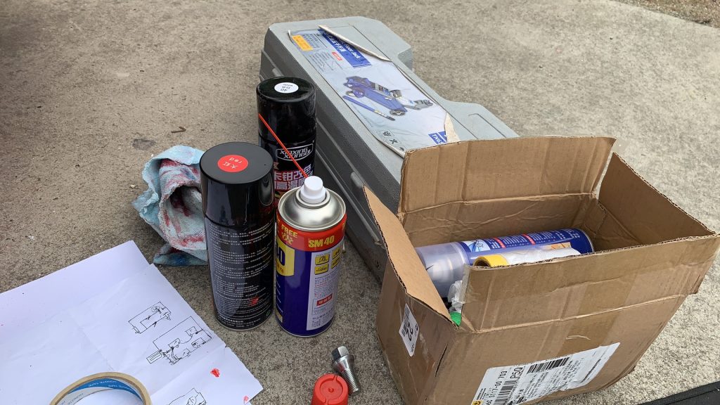 荣威350刹车卡钳喷漆