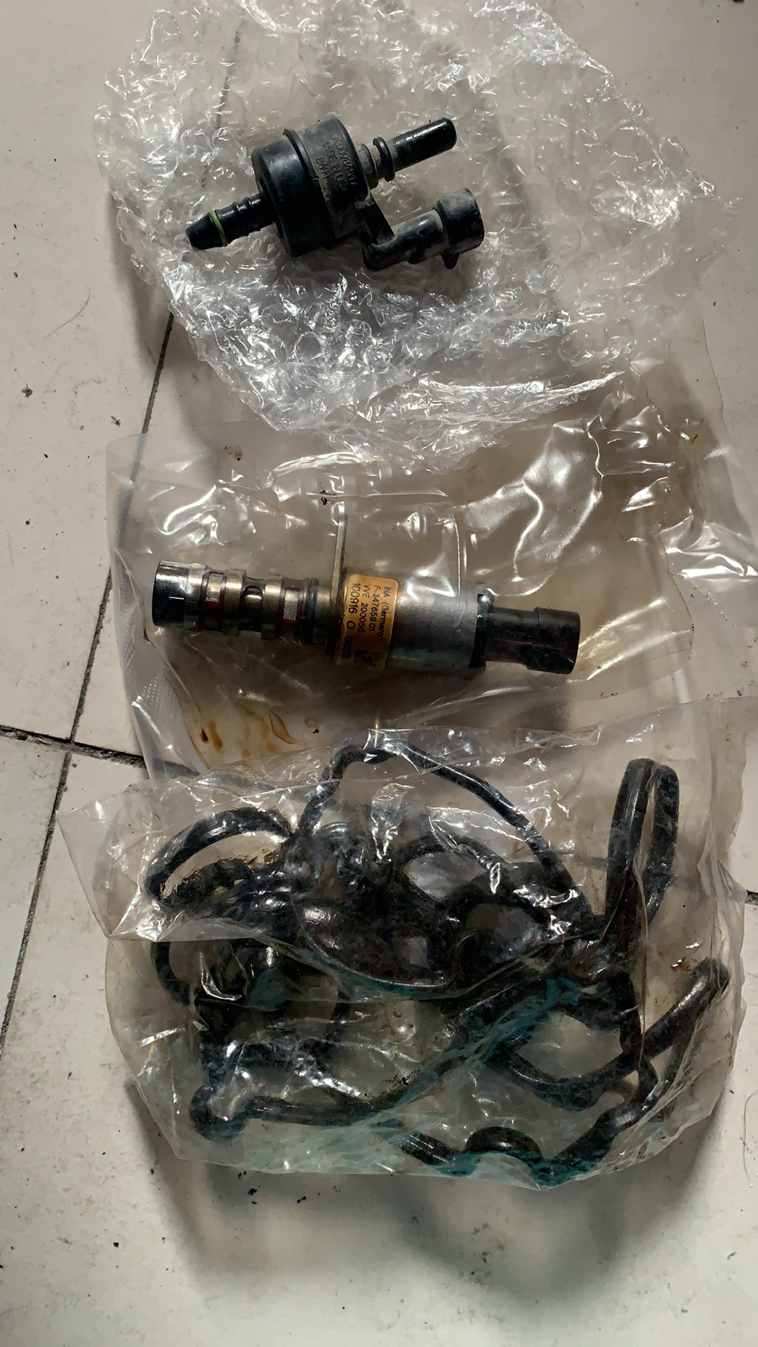 更换碳罐电磁阀&机油控制阀(非教程)